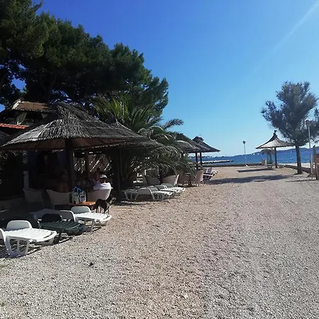 Apartment Danyja Sveti Filip i Jakov