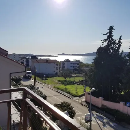 Apartment Danyja *