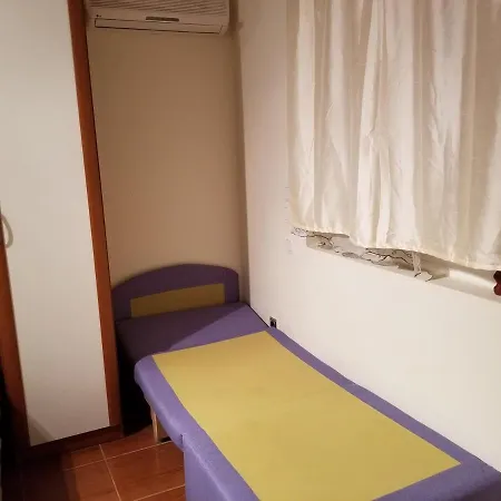 Apartment Danyja